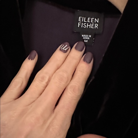 Eileen Fisher velvet cowl neck sleeveless top - Picture 3 of 8